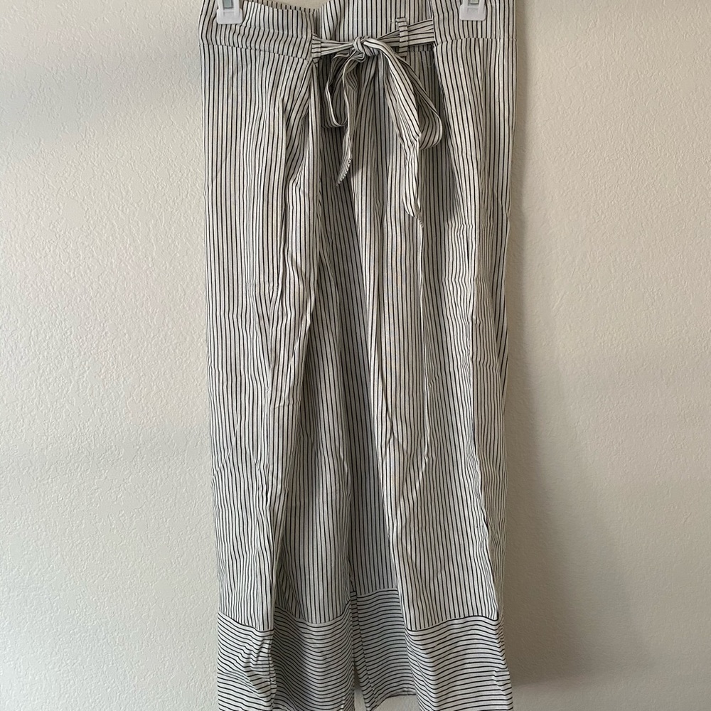 Linen wide-leg pant